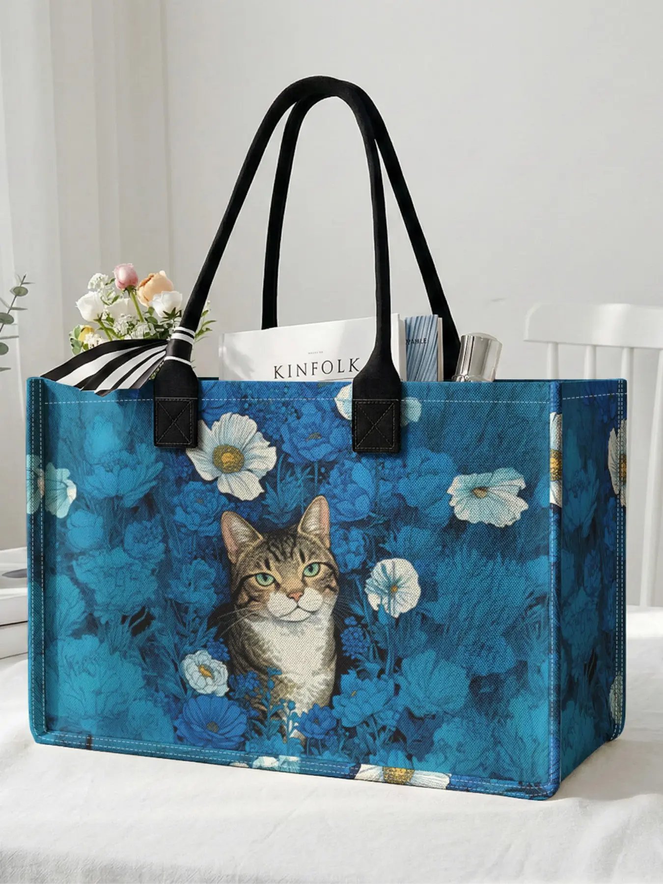 1 piece of cat and blue flower 2D printed large capacity storage bag, extra large storage bag, sturdy handle, space-saving multi-purpose, Fashionable Shopping Bag, Durable Shopping Totes, suitable for going to school, traveling, shopping, Reusable Bags