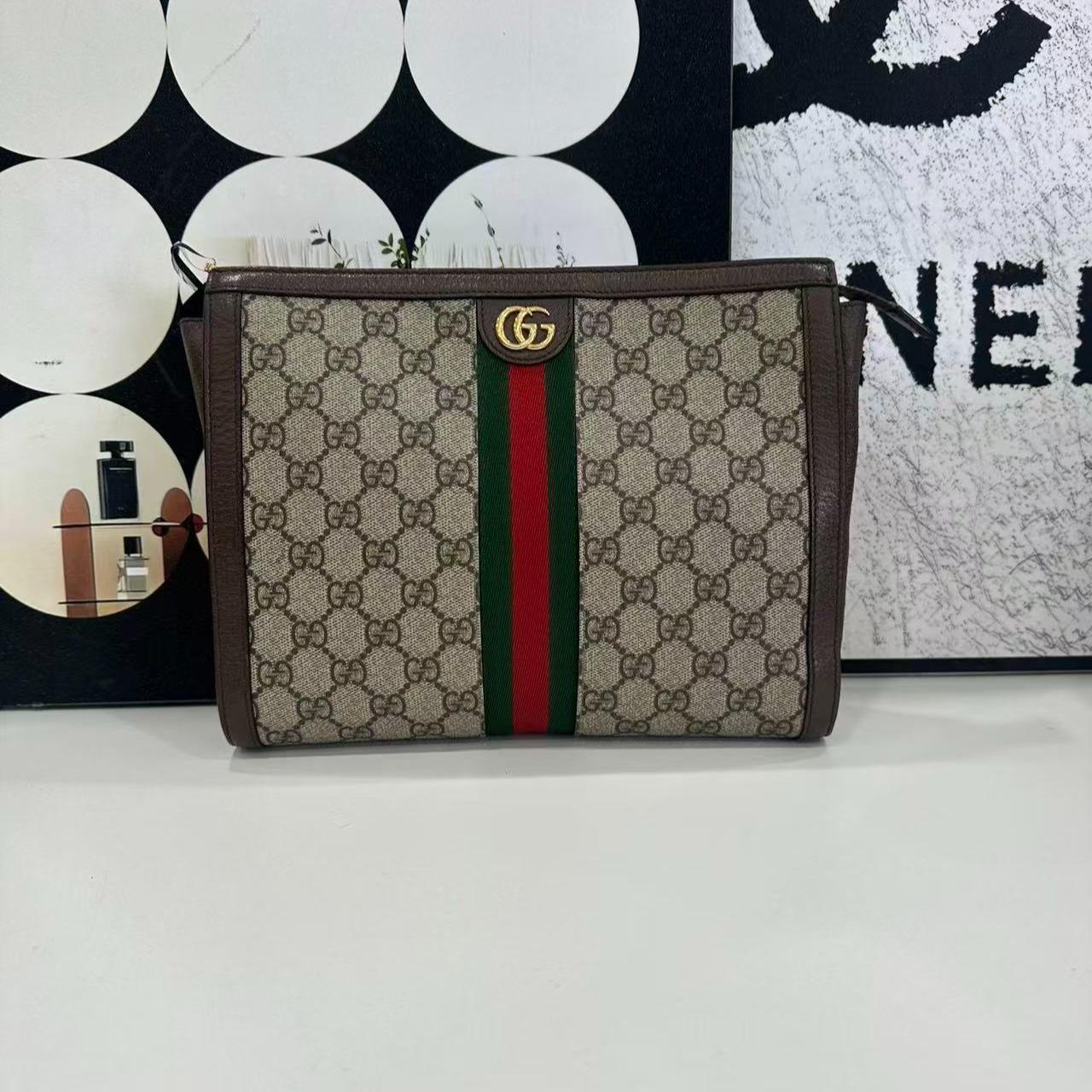 Pre-owned GUCCI Ophidia GG Monogram Clutch Bag – Date Code 2600