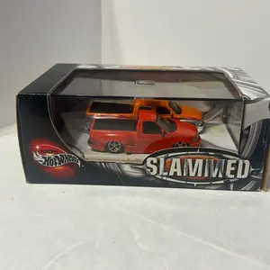 Hotwheels 1/64 SLAMMED Diorama Set. Premium 2003 Release. OPENED