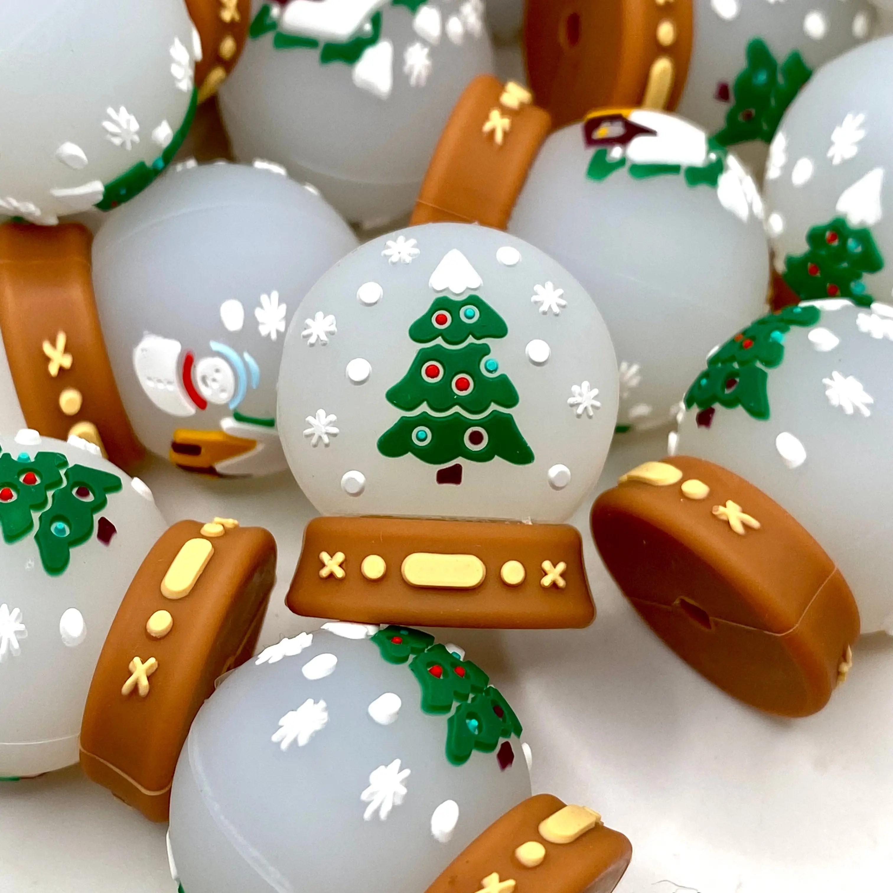 1pc A Globe of Gentle Wonder 3D Silicone Focal Beads - Christmas Tree Snowglobe Shape Beads DIY Supplies