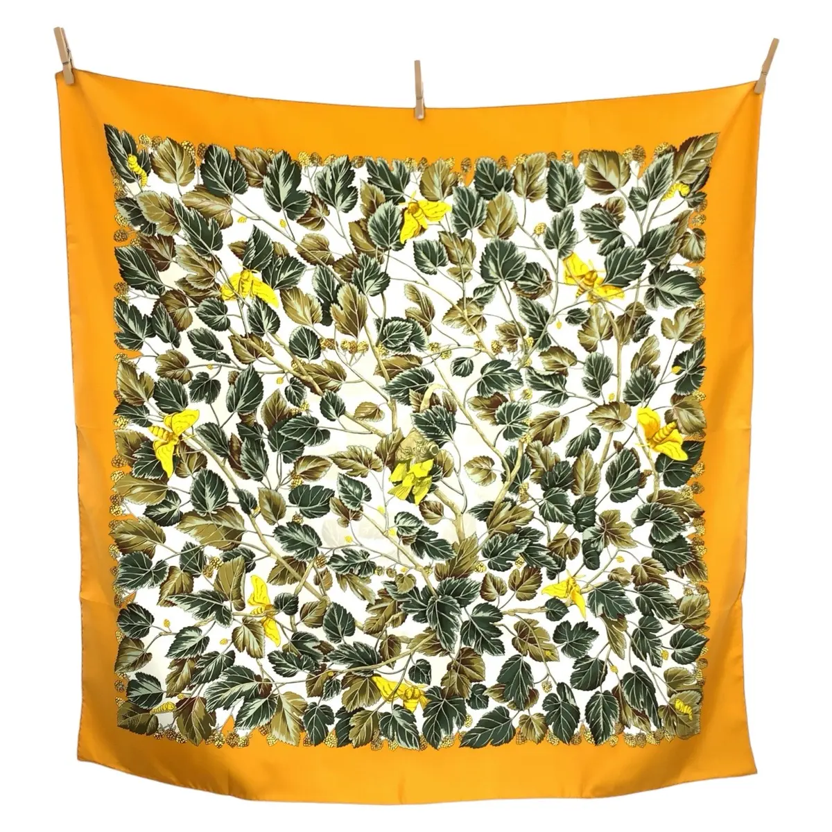Pre-owned HERMÈS Silk Small Leather Goods Hermes L'ARBRE de SOIE Scarf