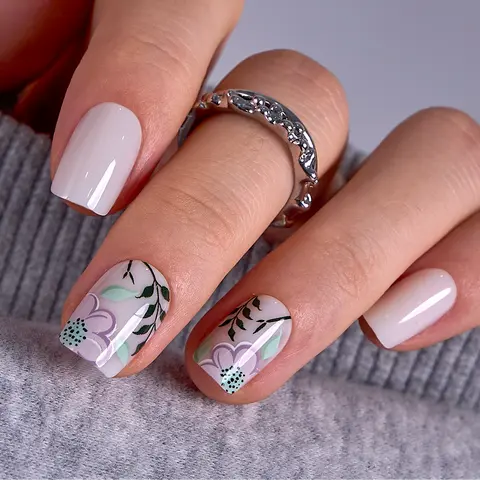 Gardenia Muted Floral Press On Nails | CurvLife Nail | 24pcs Short Round Fake Nails | Glossy Finish with Delicate Leaf & Petal Details | Easy to Apply, Comfortable & Long-Lasting | Perfect for Daily, Office Meetings, Garden Receptions & Elegant Events