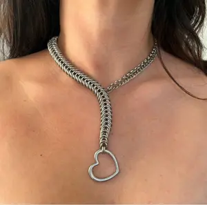 1PC Edgy Y-Shaped Heart Lariat Necklace for Women, Alloy Chunky Curb Chain with Open Heart Pendant, Minimalist Punk Jewelry for Daily Wear & Night Out, Valentines Day Gift for Her Adjustable O-Ring