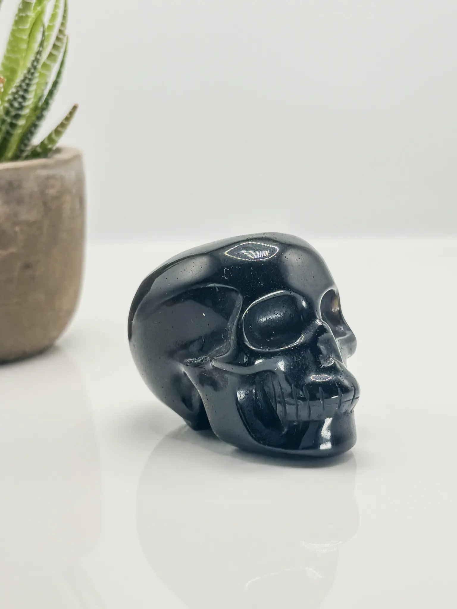 Natural Hand Carved Golden Sheen Obsidian Skull -  Dreamy Golden Sheen Obsidian Natural Crystal - Natural Healing And Home Decoration