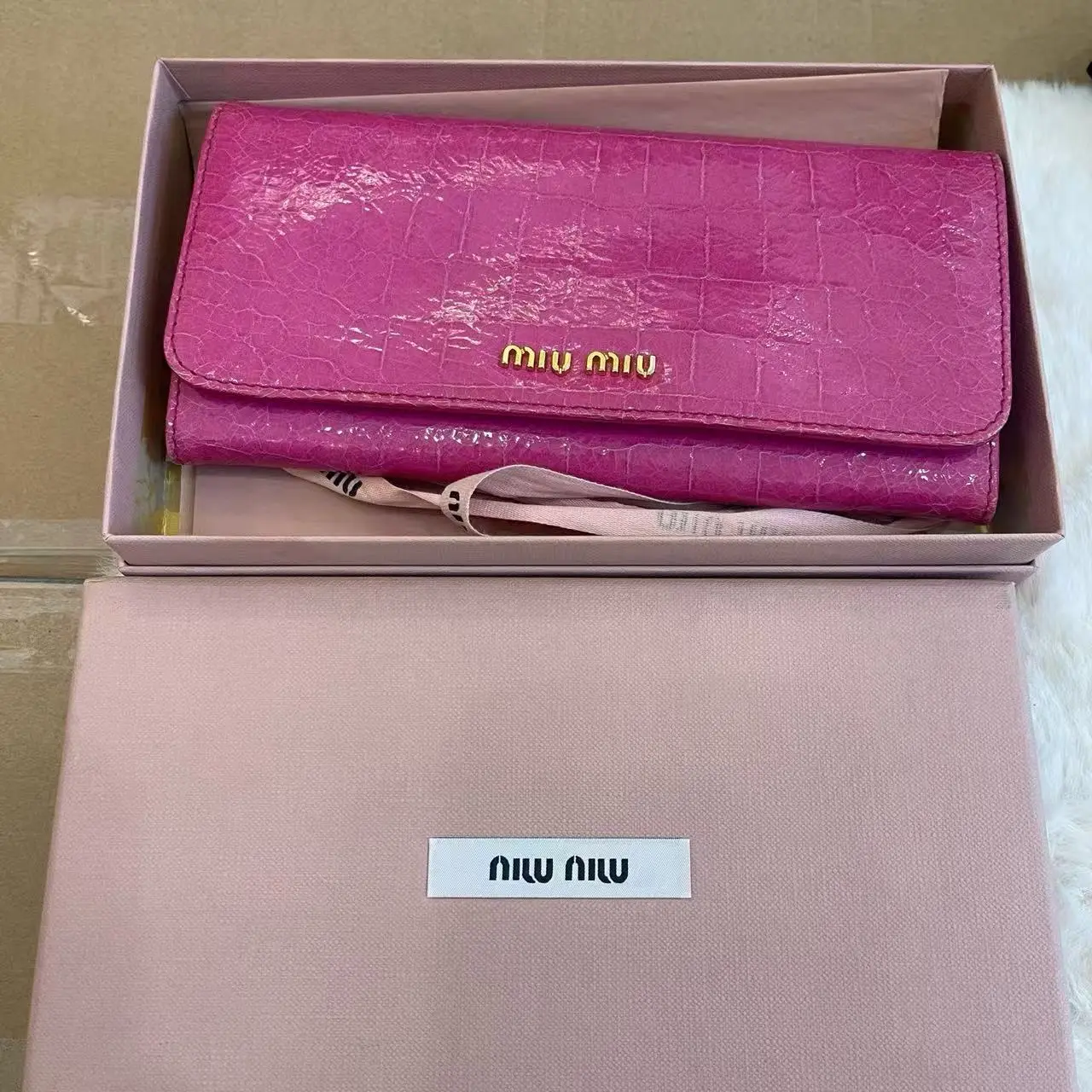 Pre-owned miu miu Preloved Hot Pink Croc Patent Long Flap Wallet Full Original Box