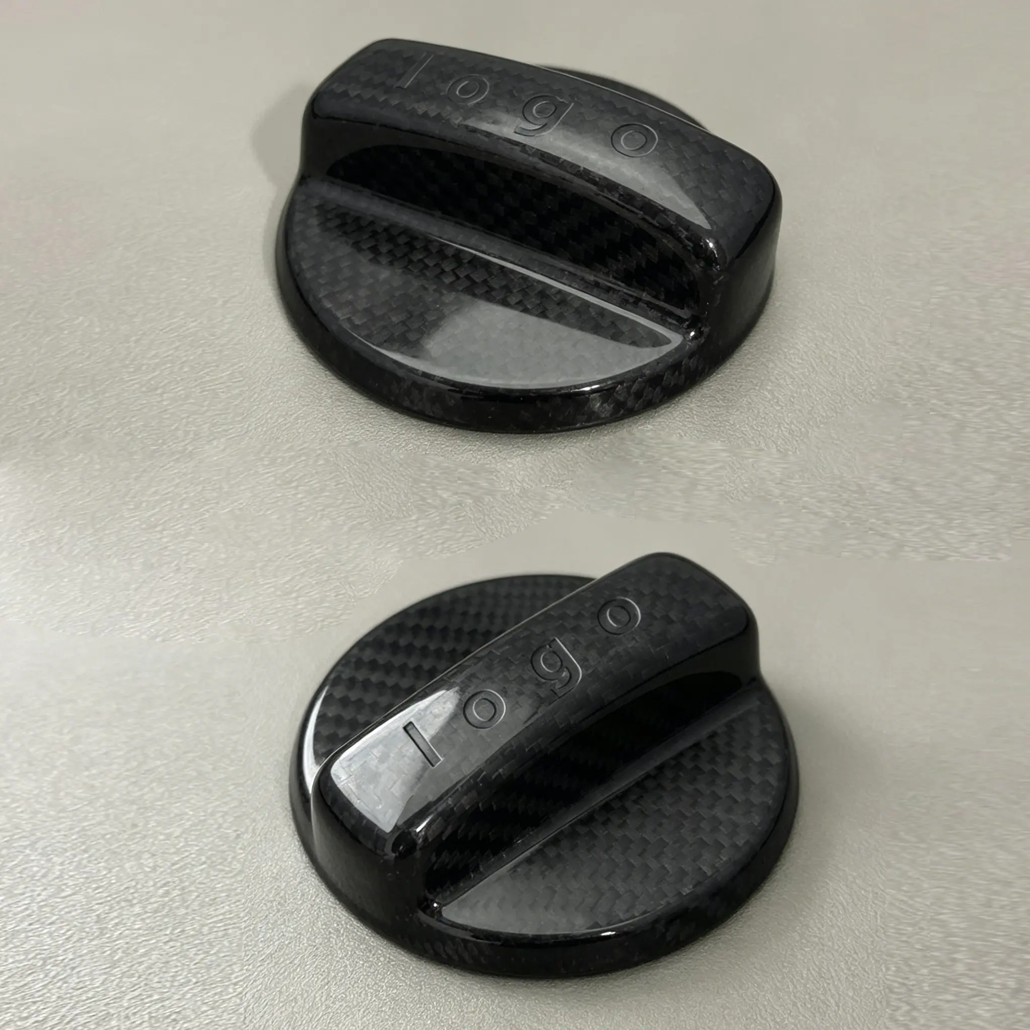 Suitable for Mercedes Benz fuel caps C Class E Class CLA CLS GLC63 Fuel cap Carbon fibre fuel tank cap Car fuel tank warning cap Carbon fibre petrol filler cap