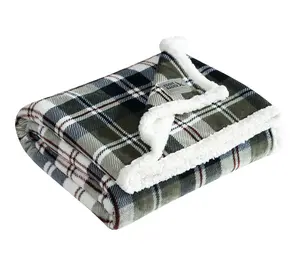 Eddie Bauer Trailhead Plaid Green Plush Fleece50"X60" Throw
