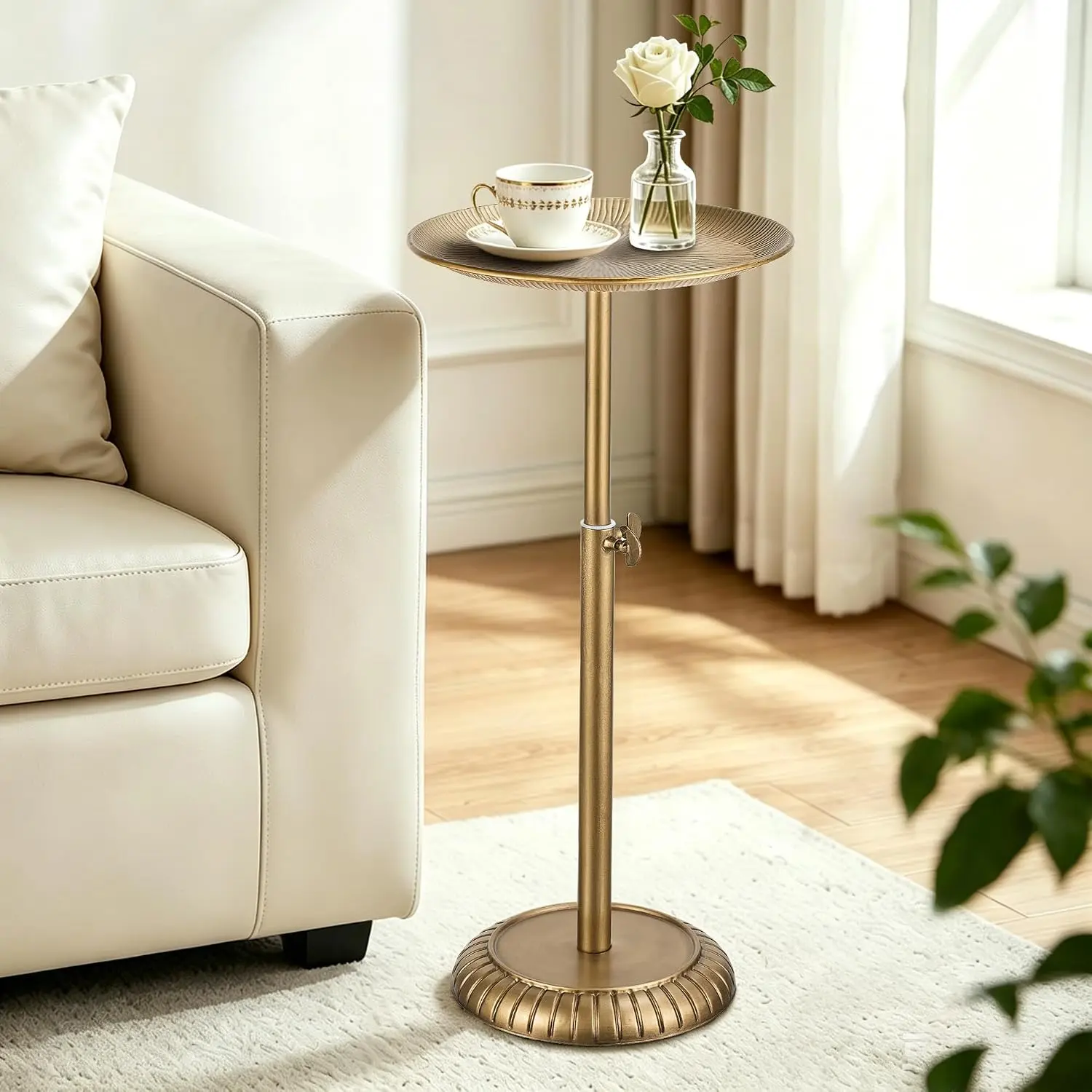 Adjustable-Height Small Drink Table,Round Pedestal Side Table with Craved Tabletop,Vintage Cocktail Martini Tables for Small Spaces,Mordern Antique Gold End Table for Living Room,Bathroom