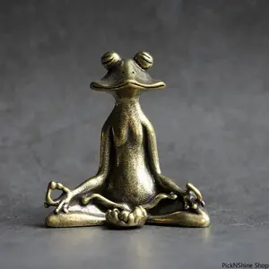 Retro Solid Copper Frog Incense Holder - Handcrafted Copperware Zen Tea Pet Ornament, Incense Stick Holder with Serene Oriental Aesthetic, Ideal for Home Tea Table & Desktop, Stylish Home Decor Scented Home Fragrance Perfume