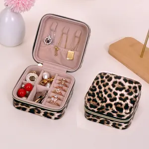 Jewelry storage box gift box earings necklaces rings storage bag small mini large capacity waterproof leather bag orginzer travel