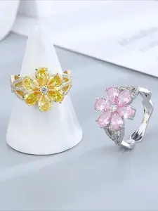 Silver-Plated Yellow Crystal Flower Ring for Women, Sparkling Zircon Inlaid Floral Design, Elegant Fashion Finger Jewelry Gifts, Elegant Everyday Ring