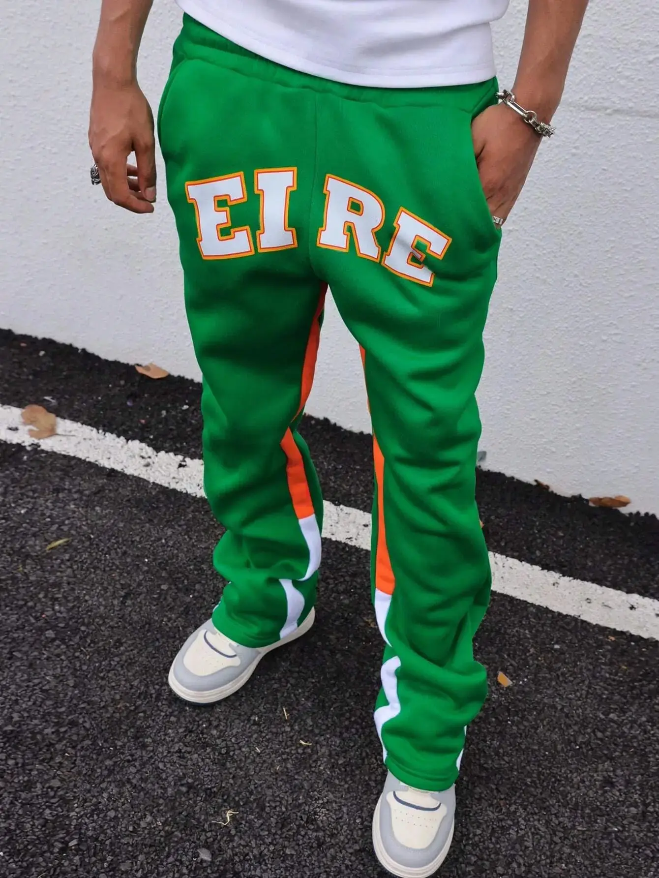 Novo Style  Men's Color-Blocked Casual Sweatpants, Men's Young Casual Sports College Style Color Block Green Flared Cropped Pants, Back To School, Going Out Long Baggy Sweatpants, For Husband, Boyfriend Gifts, For Rave