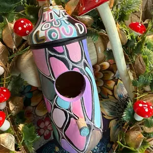 Live Out Loud hummingbird house