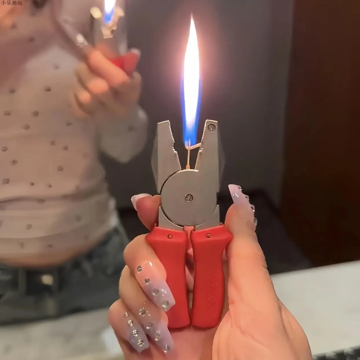 (No butane) Creative Shape Lighter, Open Flame Windproof Lighter, Portable And Small, Adjustable Flame, Rechargeable, For Fireplace, Candle Lighting, Wedding, Cooking