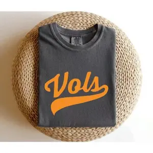 Comfort Colors Vols T-Shirt, Retro Vintage Aesthetic Vols T-Shirt, Tennessee Tee, Garment Dyed Tee, Tennessee Game Day Unisex Gift, T-shirt for Sports Fans, tshirt hot trend 2025 Top Casual