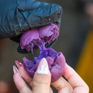 The Boiis Co - 12 PC Mochi Filled Cookies