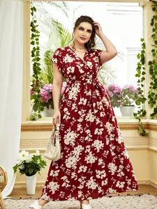 A plus-size women's long dress with a wine-red base and white floral print, featuring a V-neck and waist-cinching design, Casual Boho Bohemian, suitable for casual social occasions where a gentle and graceful temperament is desired, such as g