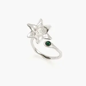 en route Lily Ring, Organic Vine‑Textured Band with Fully Bloomed Lily & Dark Green Dewdrop Resin Accent, Whimsical Statement Piece for Everyday Magic & Layered Elegant Looks