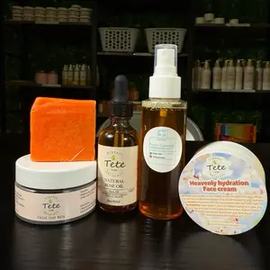 Papaya Glow Essentials Set                                                   Papaya+ roses serum +caramel face cream+ toner  +Facial Mask