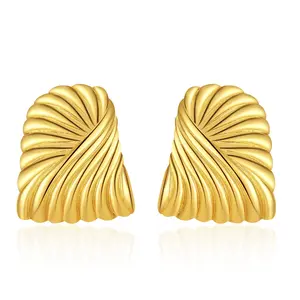 Mytys Chunky Earrings Trendy Vintage Shell Geometric Stud Statement Earrings Hypoallergenic Dupes Jewelry for Women Gifts for Her