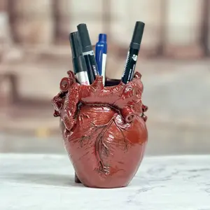 Gothic Resin Heart Pen Holder - Novelty Desktop Organizer Pencil / Makeup Brush Holder for Home & Office - Creative Statue Sculpture for Desk & Bookshelf Decor - Unique Birthday, Easter, Halloween & Christmas Gift Idea for Horror Lovers, Doctors & Nurses