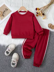 2-piece girls' fashion long-sleeved set for autumn/winter Casual solid-color side-striped sweatshirt and trousers Minimalist style unisex round-neck pullover top and trousers Children's knitwear suitable for outings and outdoor wear Clothes Kids