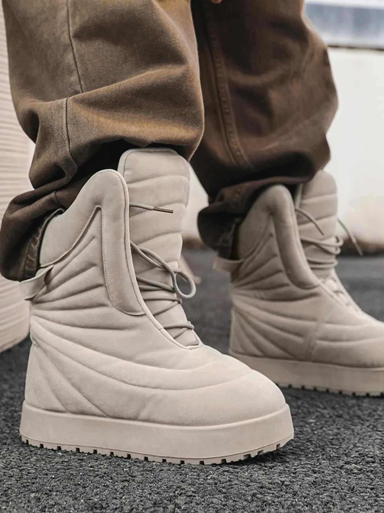 Men's High-Top Down Cotton Boots, Trendy European Style, Large Size Available, Unique Long Booties, Thick Sole Rubber Snow Boots, Fashionable Boots