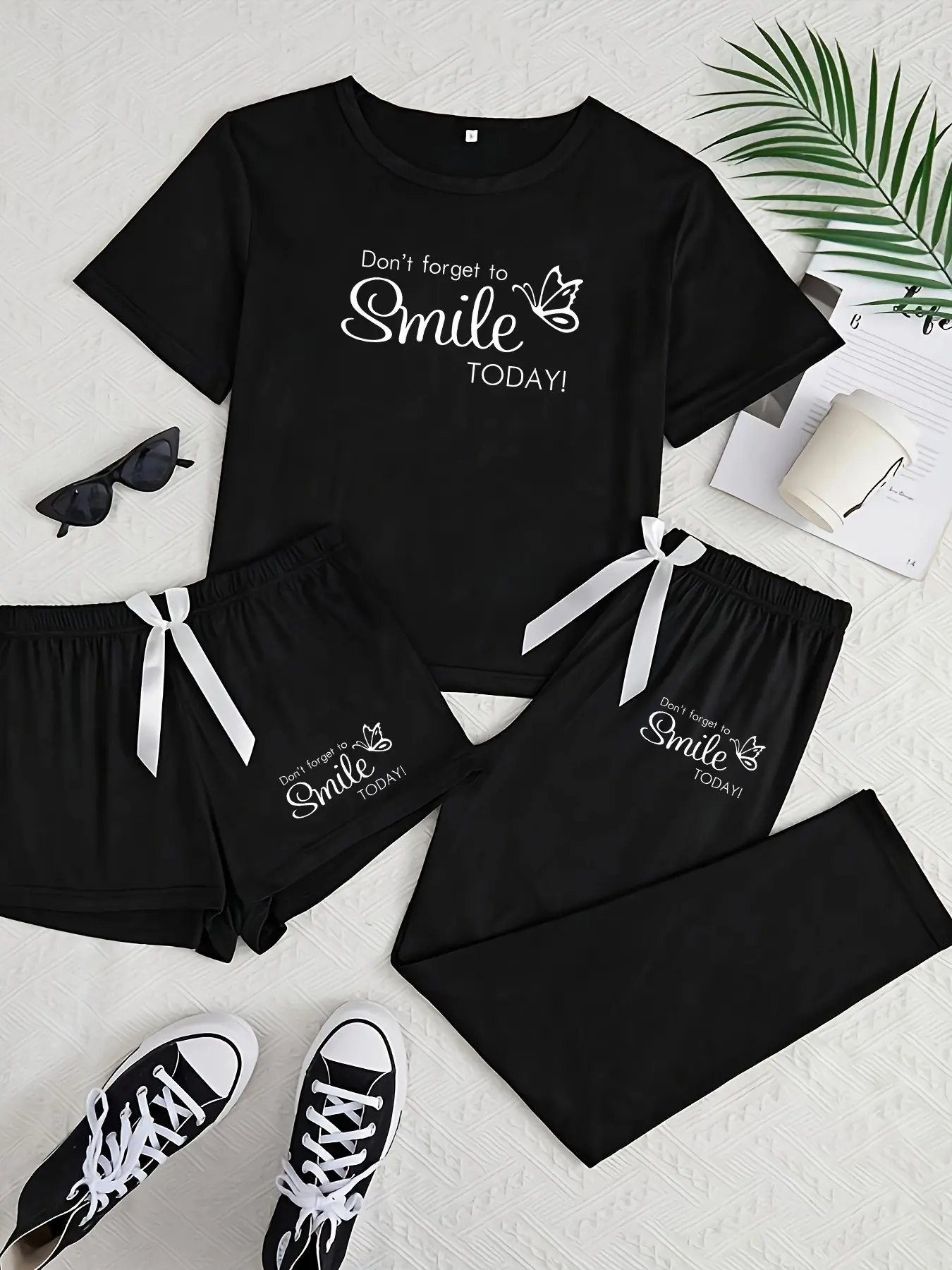 Three-Piece Pajama Set for Women, Butterfly Print Design, Casual Fitted Sleepwear, All-Season Comfortable Nightwear, Loungewear, Pyjamas