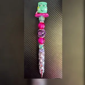 Filmore in full bloom doorable pen