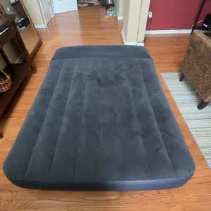 Intex Queen sized Air mattress with built in pump