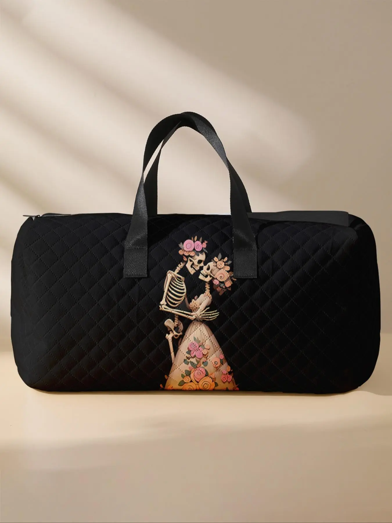 Skull Pattern Quilted Travel Bag, Large Capacity Travel Bag, Portable Overnight Bag, Fashionable Travel Bag, Yoga Training Bag, Crossbody Bag with Shoe Storage, Travel Duffel Bag, Duffle Bags, Bag For Travel