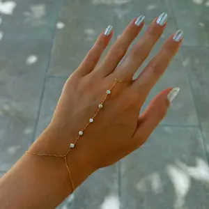 5 Stone Spaced Out Hand Chain