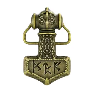 Elegant Mojlnir Belt Buckle