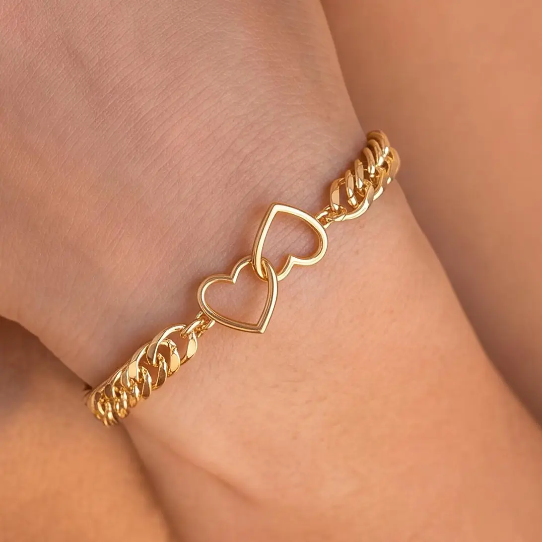 FREEKISS Gold Interlocking Heart Bracelet, Double-Strand Faceted Cuban Chain Bracelet, Women's Bracelet, Delicate Jewelry, Hollow Heart Bracelet, Suitable for Various Occasions travelessentials