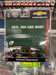 M2 Machines Gen Square Body 1973 Chevrolet Cheyenne Super 30 Shark no bed