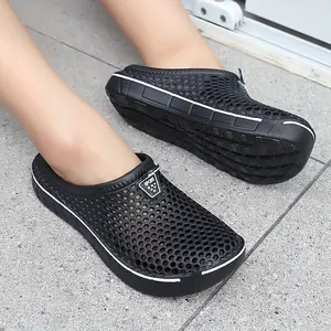 Men's and Women's Fashionable Beach and Garden Sandals, High-Quality Footwear, Men's and Women's Fashionable Shoes, Men's and Women's Mules, Clogs