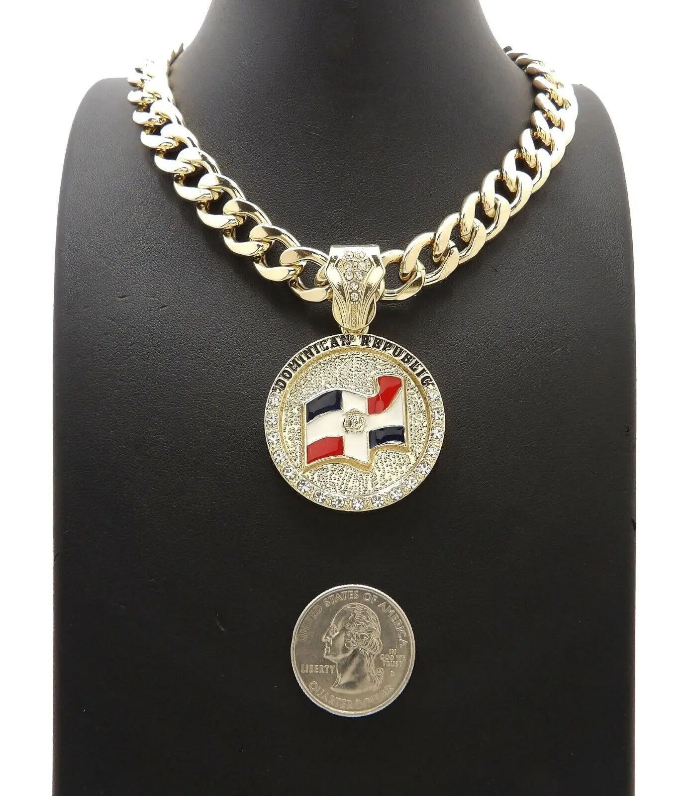 MaxBling81 Dominican Republic Flag Medallion Emblem Necklace - 10mm Cuban Chain, Cubic Zirconia, Unisex Hip Hop Gold-Plated/Silver-Toned Shiny Sparkly Patriotic Medal Necklace, 18/20/24/30in Costume Jewelry, Emblem Necklaces, Gold-Plated Medal Necklaces