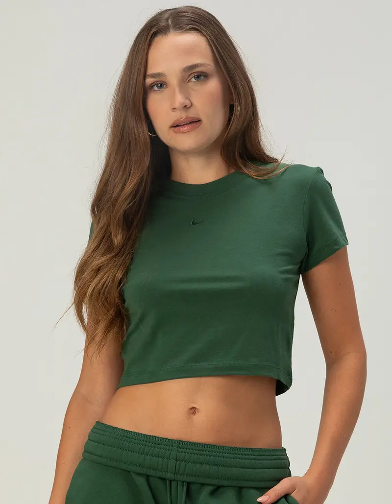 womens nike tee - TikTok Shop