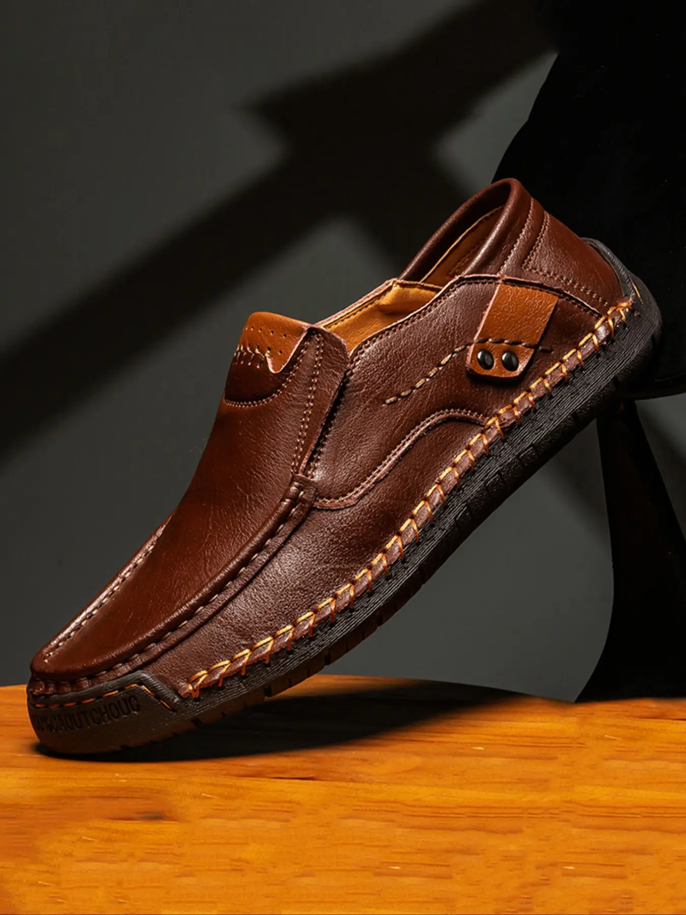 Men's Casual Stitching Design Leather Slip-on Flat Heel Loafers, 2024 New Style Fashionable Round Toe Flat Shoes for Daily Wear, Lightweight Breathable Comfortable No Tie Shoes for Men Footwear Walking Shoes