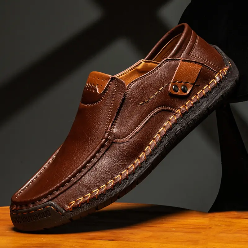 Men's Casual Stitching Design Leather Slip-on, 2024 New Style Fashionable Round Toe Flat Shoes for Daily Wear, Lightweight Breathable Comfortable No Tie Shoes for Men Footwear Walking Shoes, Affordable Loafers