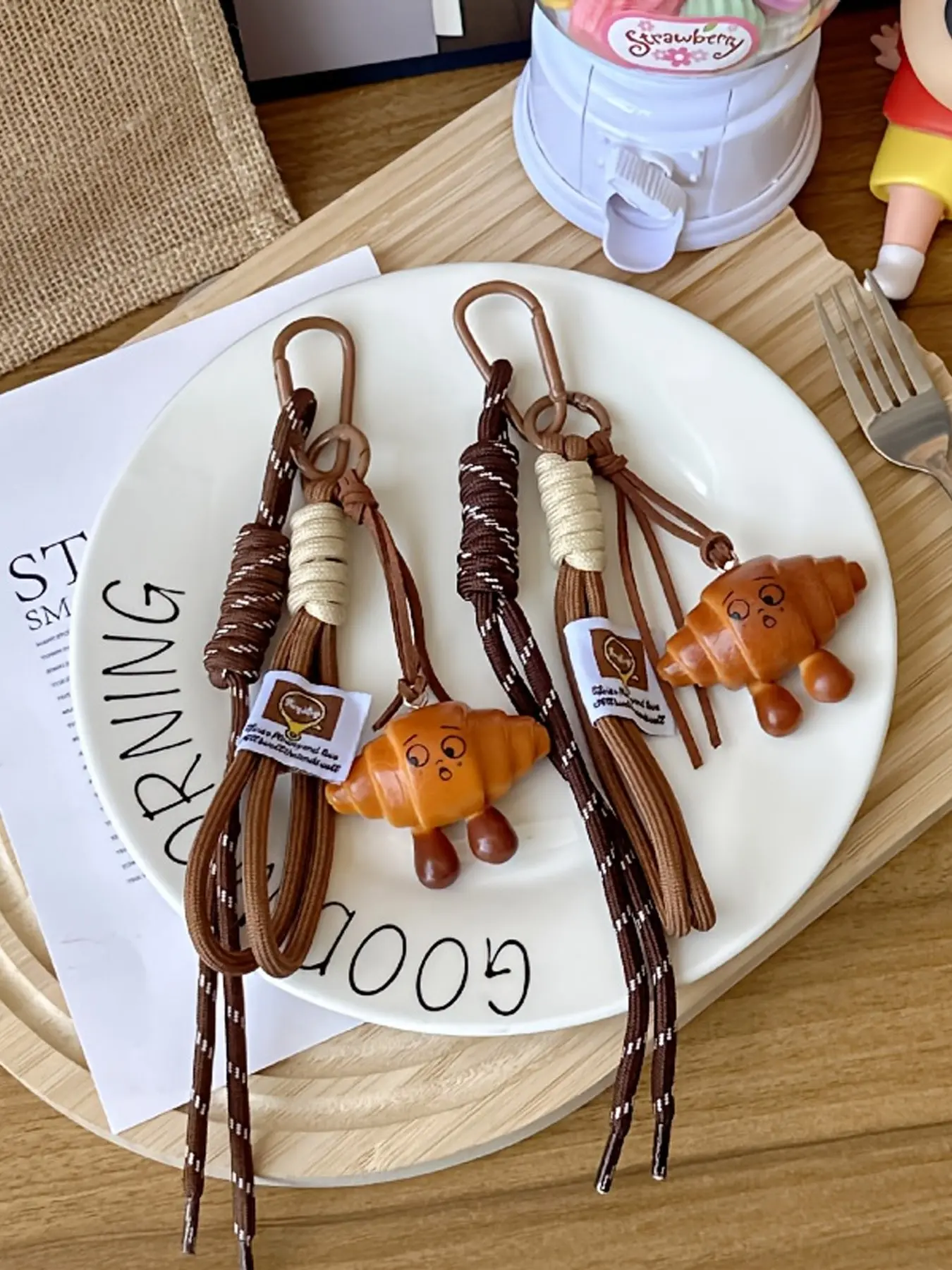 Exquisite Simulation Bread Weaving Rope Pendant, Cute Croissant Hanging Decoration, Cute Accessories Full Of Life, Healing Small Decorations, Valentine's Day, Parties, Back To School Season, Birthdays And Other Daily Small Gifts, Party Decor