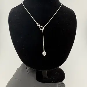 1.15ctw VVS Moissanite Infinity Pull-Through Necklace – 18–20”, 6.5mm
