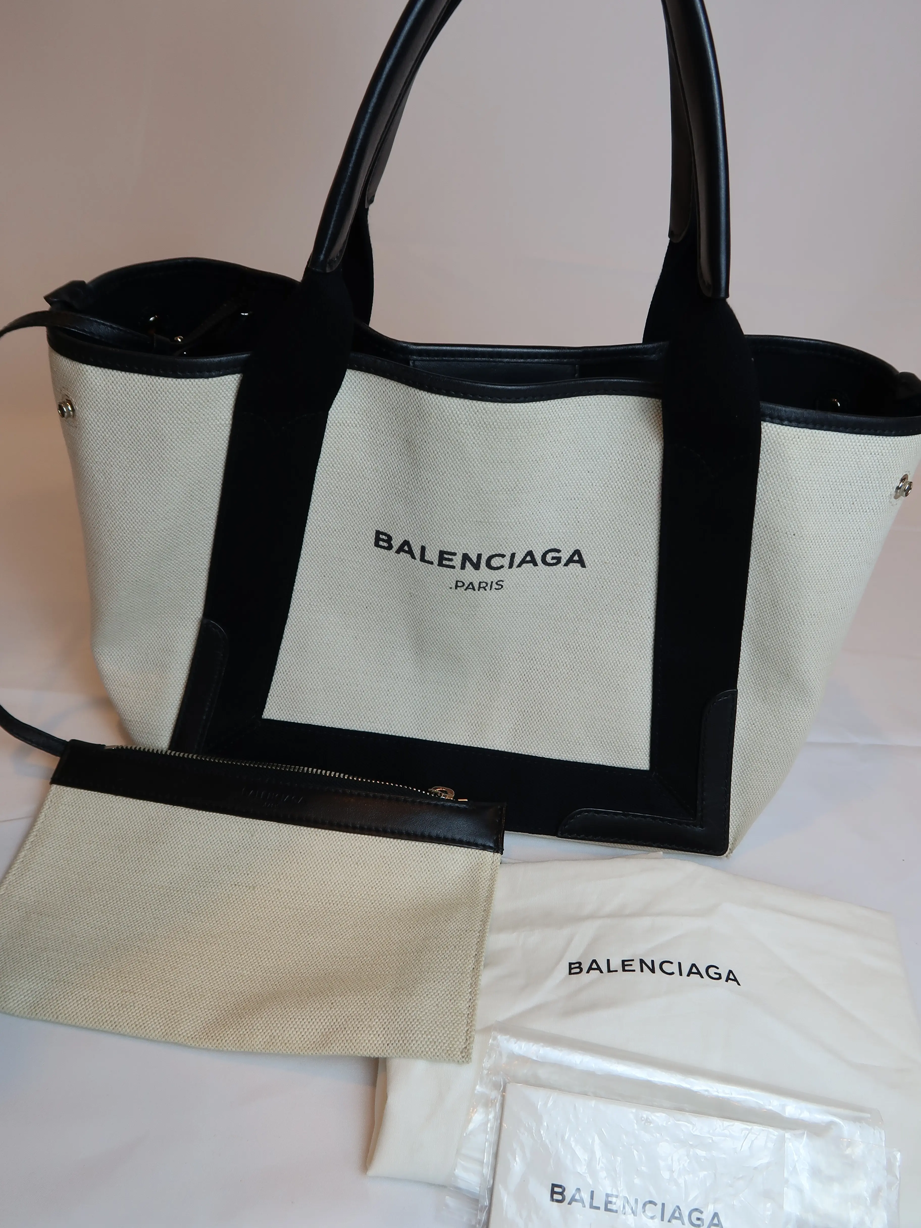Pre-owned Balenciaga Canvas tote bags Medium Cabas