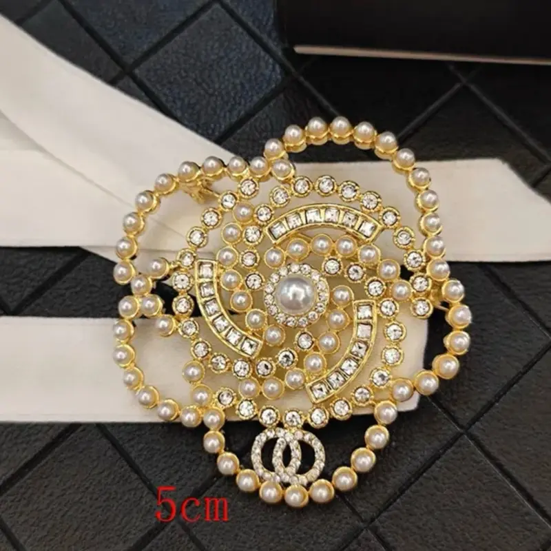 Luxury Pearl Brooch