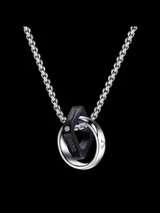 Trendy Hip Hop Double Ring Pendant Necklace, Stainless Steel Chain, Love Letter Engraved, Unisex Zirconia Decor, Fashion Jewelry for Any Occasion