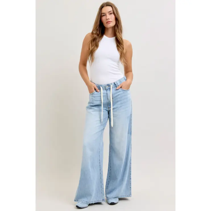 HW Featherweight Palazzo Shadow Light Pockets Judy Blue Jeans