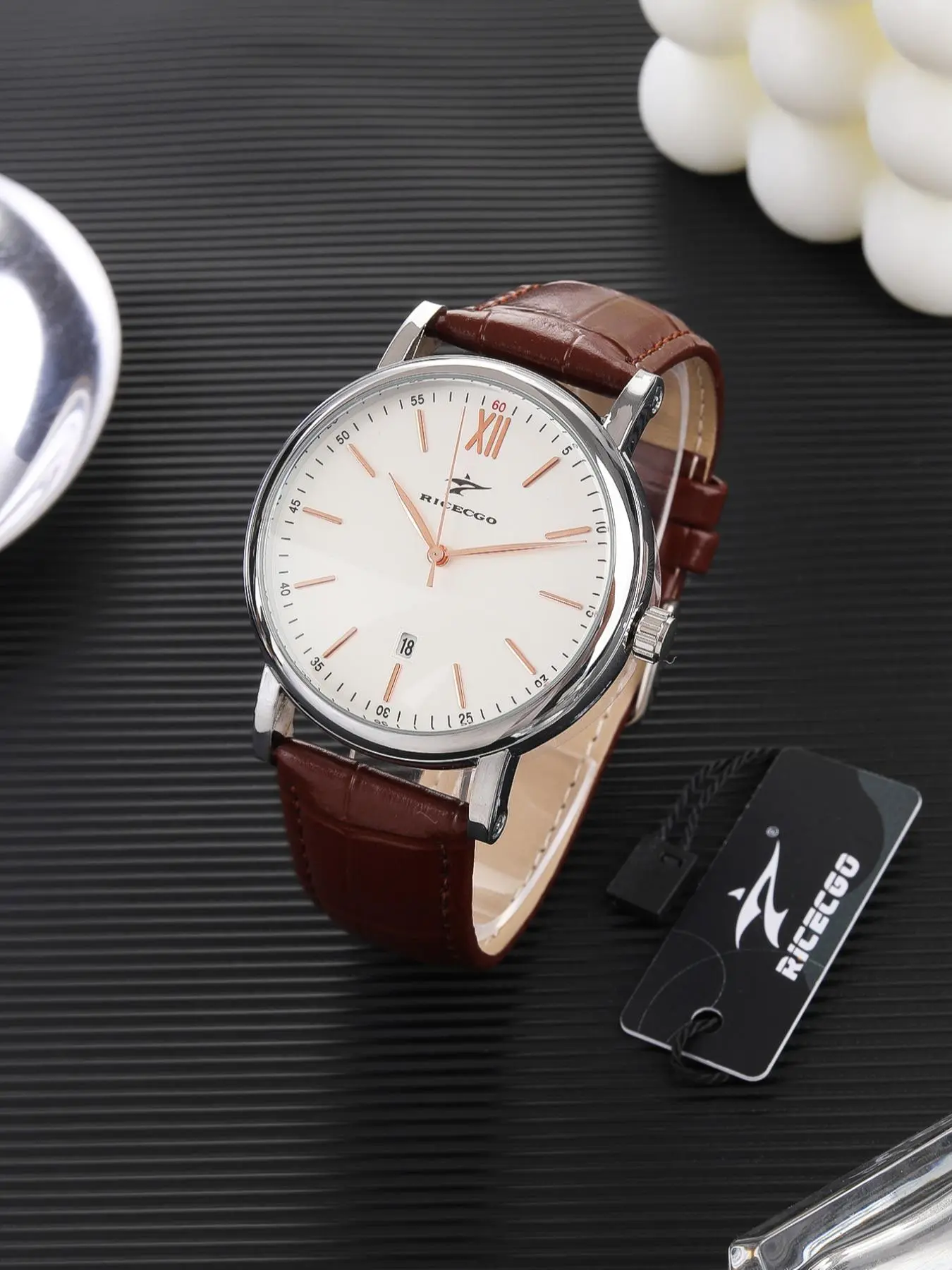 Men's Classic Business Fashion Watches Round Dial Quartz Watch, Pu Leather Strap Analog Watch, Fashion Watch for Party, Daily Clothing Decor, Trendy All-match & Exquisite Watch for Business/Birthday Gift with Box