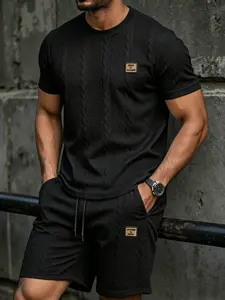 2-piece men's solid color short sleeved top and shorts casual suit, summer vacation style, regular style, micro elastic fabric, printed details