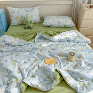 Lightweight Summer Quilt with Green Dinosaur Print Ultra-soft and skin-friendly air-conditioning quilt, perfect for summer use in bedrooms, offices, beds, living rooms, and home relaxation, Lightweight Quilts, Lightweight Bedding