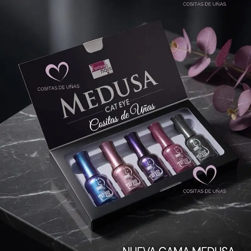 COLECCIÓN M E D U S A CAT EYE FANTASY NAILS PIEZAS